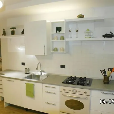 Del Tribunale 巴里